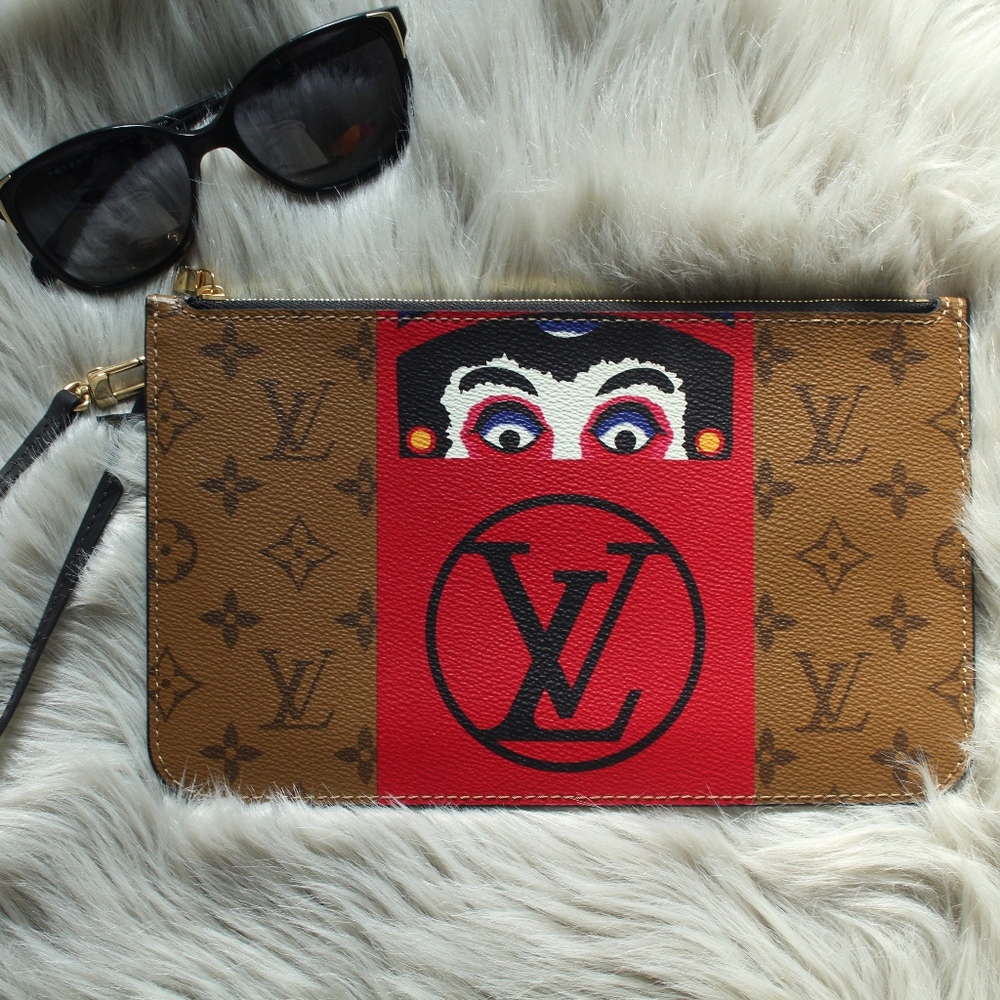SOLD❤️ Louis Vuitton Kabuki Pochette